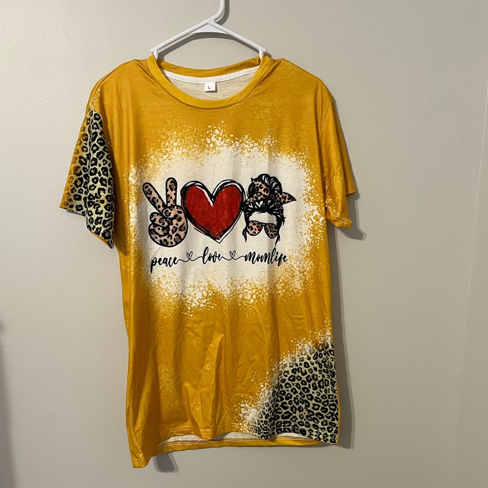 “Peace, Love & Mom Life” T-Shirt